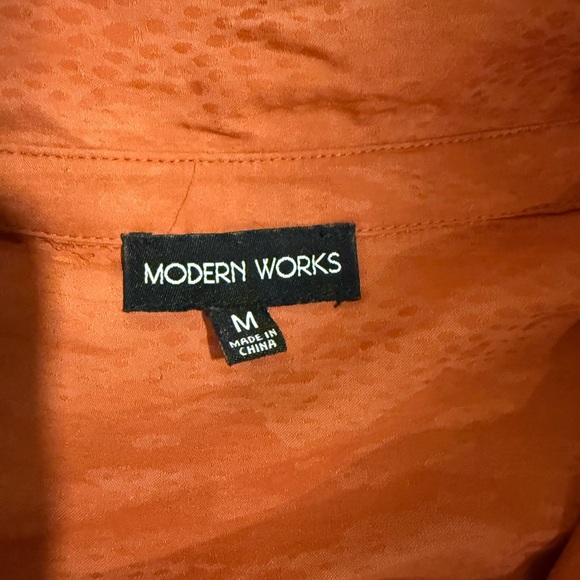 Women's Rust Ensemble - Picture 5 of 5